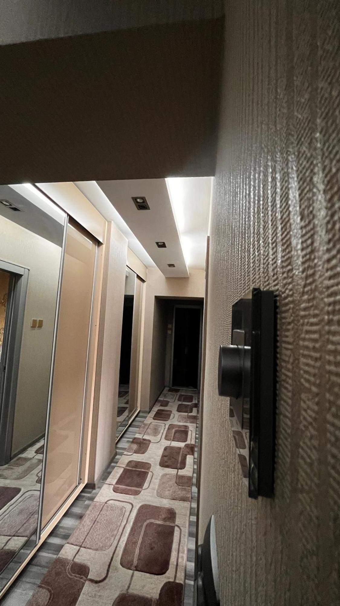 Luxury Lägenhet Bukarest Exteriör bild