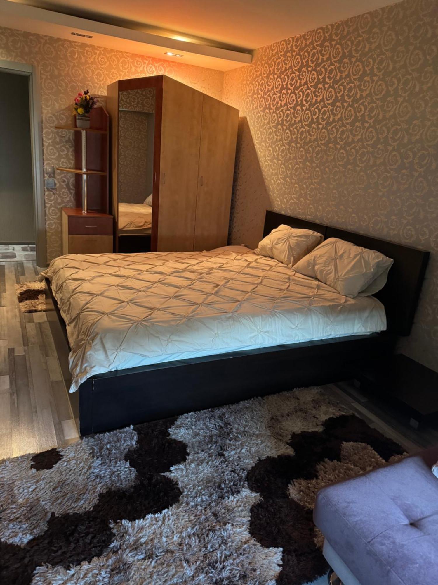Luxury Lägenhet Bukarest Exteriör bild