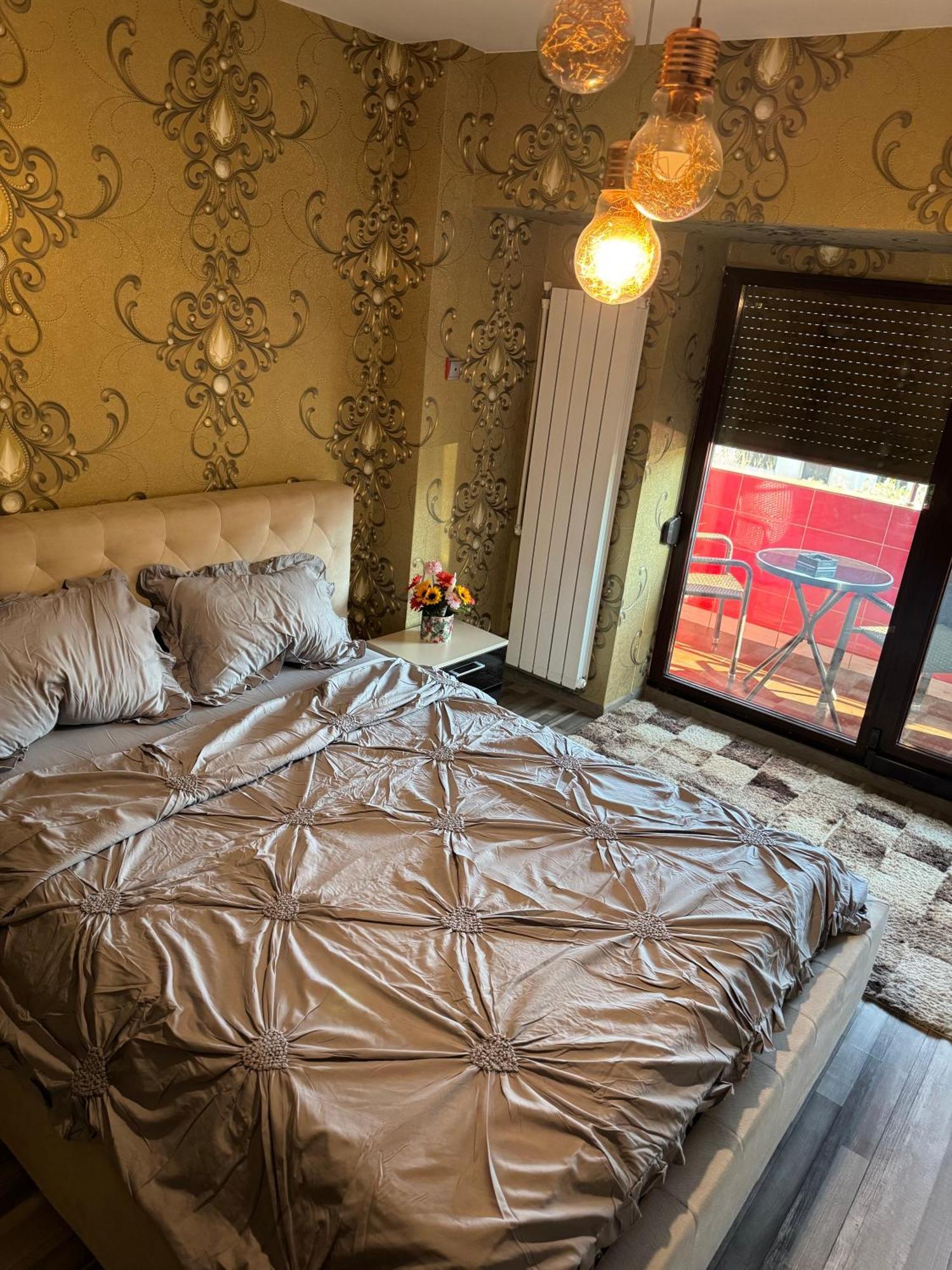 Luxury Lägenhet Bukarest Exteriör bild